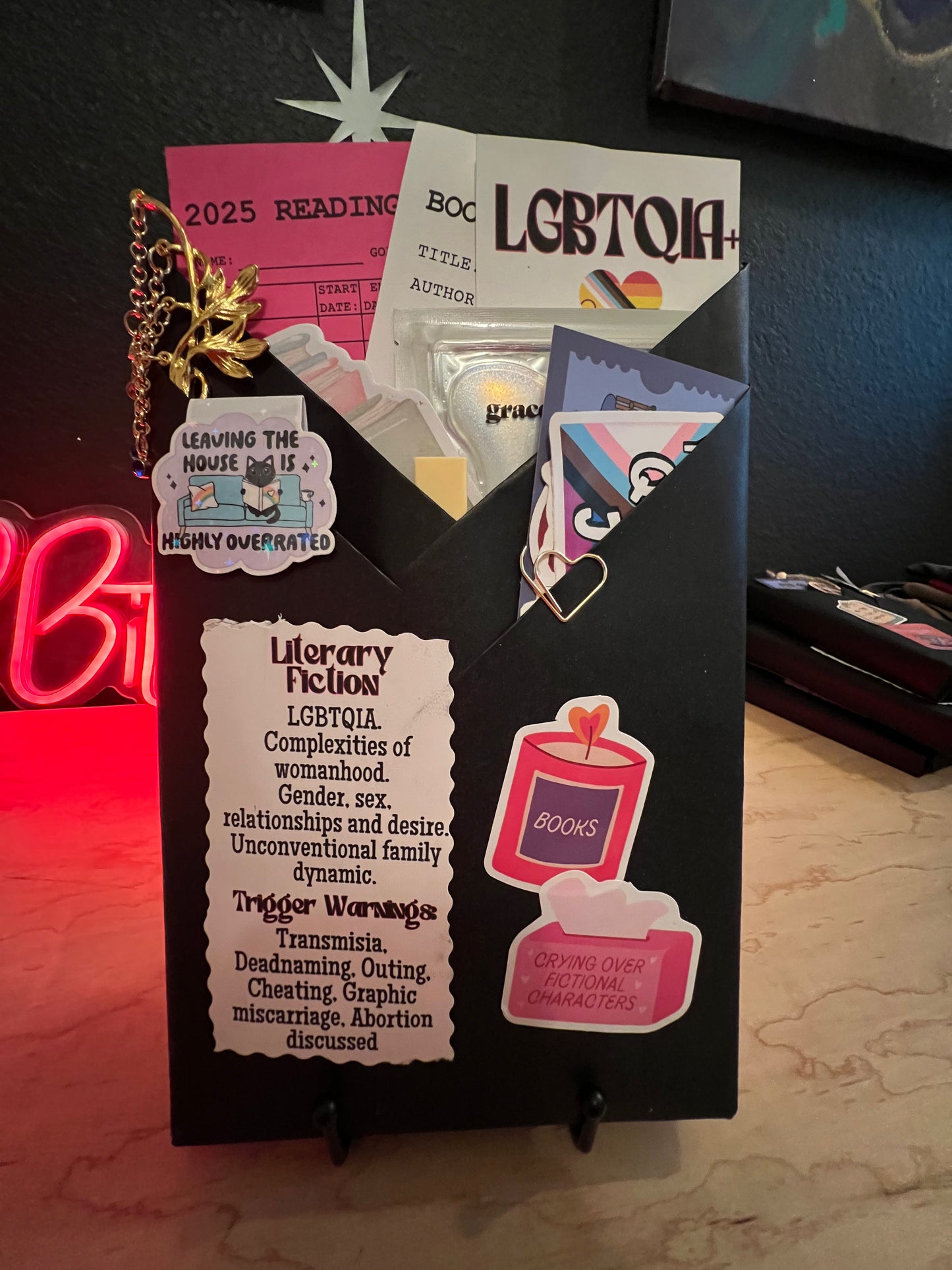 Blind Date w/ a Pre-Loved Book Bundle